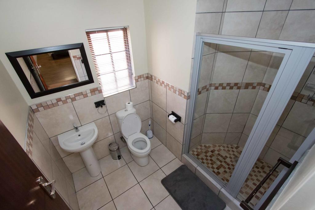The Nightingale Guesthouse Bloemfontein Zimmer foto